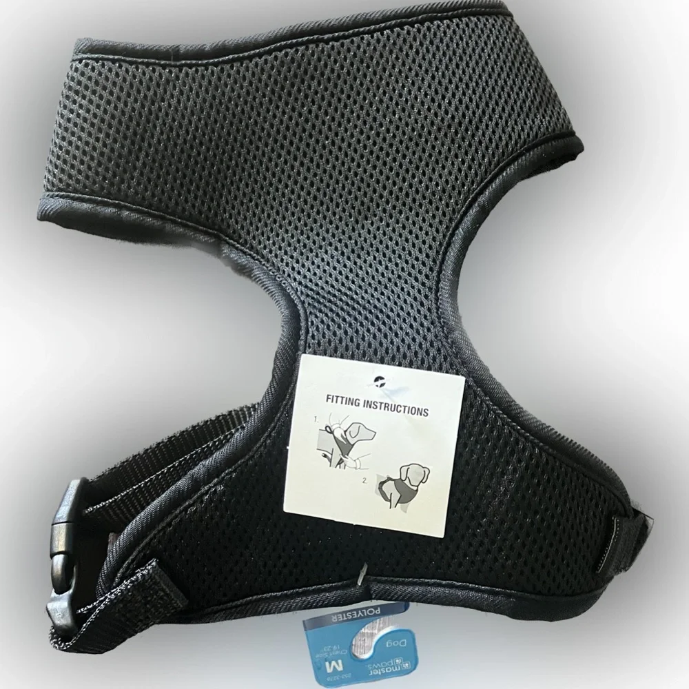 NWT. Dog harness medium - Picture 1 of 2